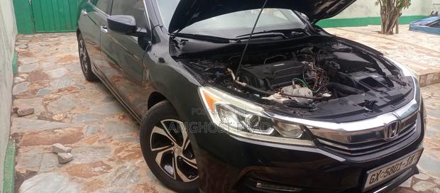 Honda Accord LX 4dr Sedan FWD (2.4L 4cyl 2A) 2017 Black · Photo 8