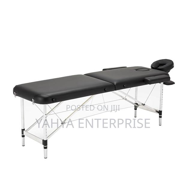 Massaging Bed With Neck Rest · Photo 1