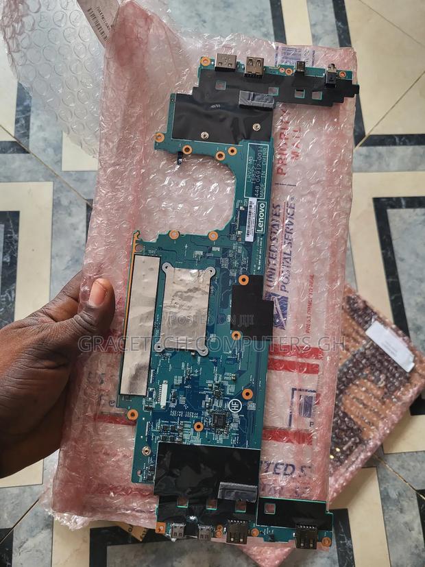 Lenovo Thinkpad X1 Yoga I5-7200u Motherboard · Photo 1