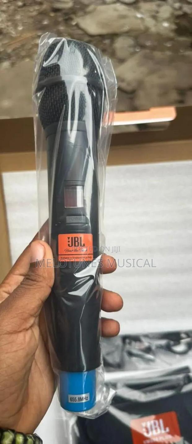 JBL Vm888 Plus Professional Wireless (Uhf-System) Microphone · Photo 5