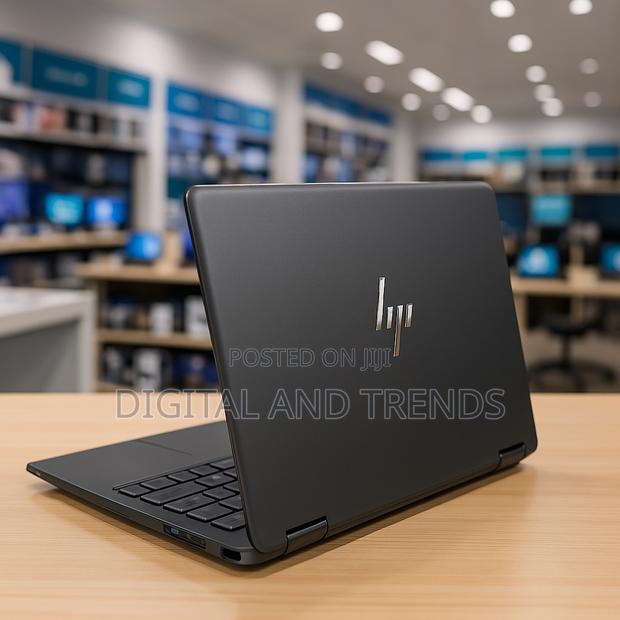New Laptop HP Spectre 14 16GB Intel Core Ultra 7 SSD 1T · Photo 3