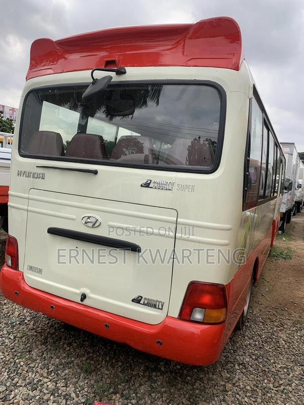 Hyundai County 2007 White · Photo 5