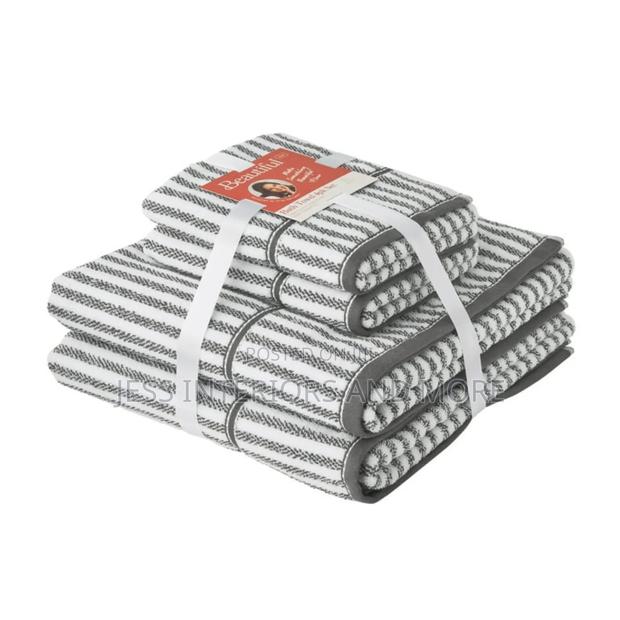 Beautiful Stripe 4 Pack Towel Set · Photo 1