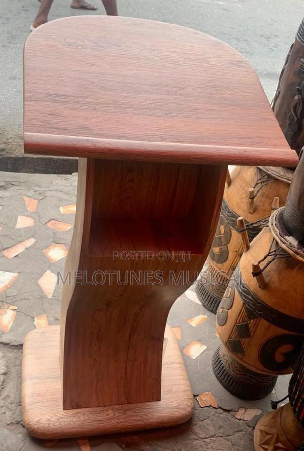 Wooden Pulpit for Organisations · Photo 2