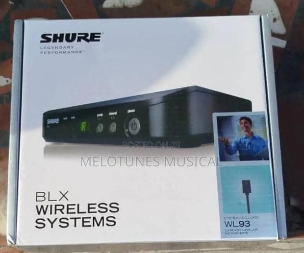 Shure BLX Single Wireless Lapel Microphone · Photo 1