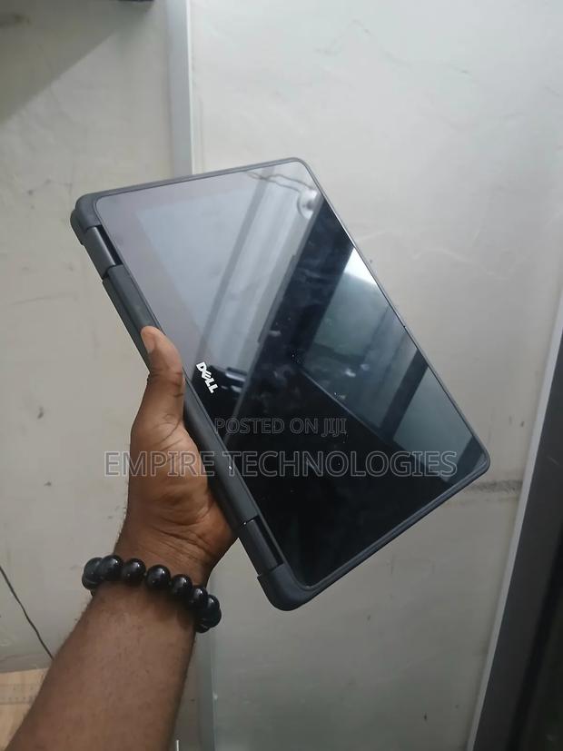 Laptop Dell Latitude 11 3150 4GB Intel SSD 128GB · Photo 2