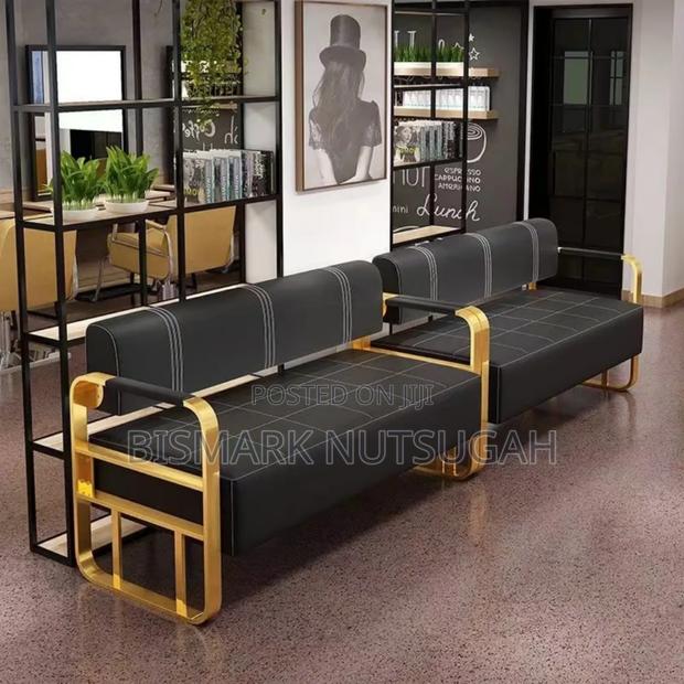 Beauty Salon Barbershop Waiting Chair · Photo 2