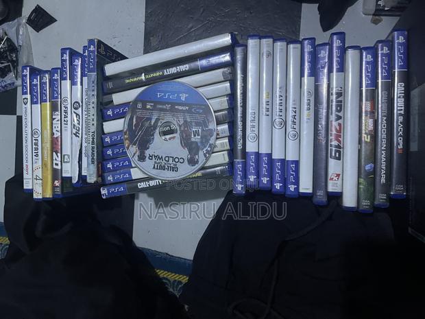 Ps4 Games Discs Available and Some Xbox Games · Photo 1