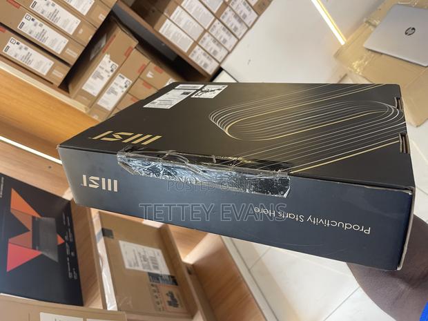 New Laptop MSI Summit E14 Flip Evo 32GB Intel Core I7 SSD 2T · Photo 5
