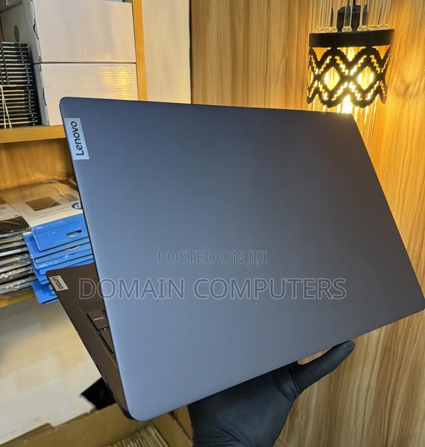 New Laptop Lenovo IdeaPad 5 Slim 13th Gen I7 16GB AMD Ryzen 7 SSD 512GB · Photo 2