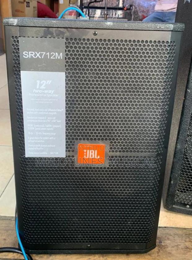JBL Srx712m 12inches Two-Way Stage Monitor/Utility Speaker · Photo 2
