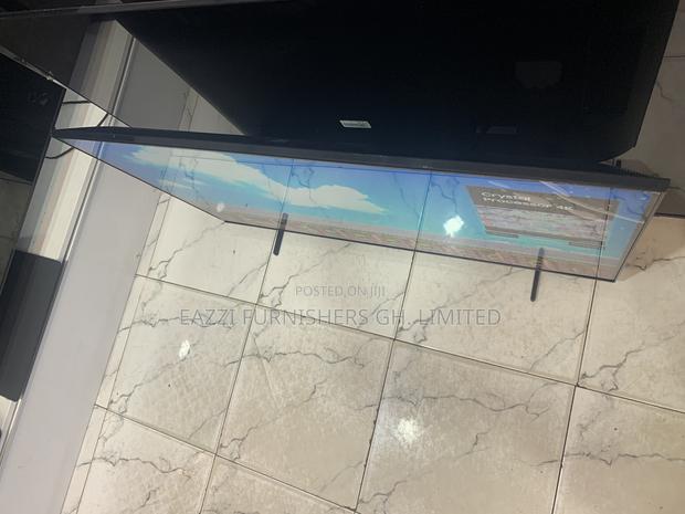 2024/2025 Samsung 43 Inche 43du7100 Crystal Uhd HDR Smart TV · Photo 2