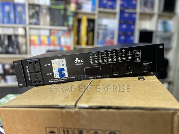 16 Channel Power Sequence Controller · Photo 1