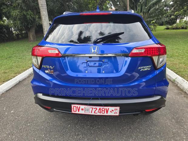 Honda HR-V Sport AWD 2020 Blue · Photo 7