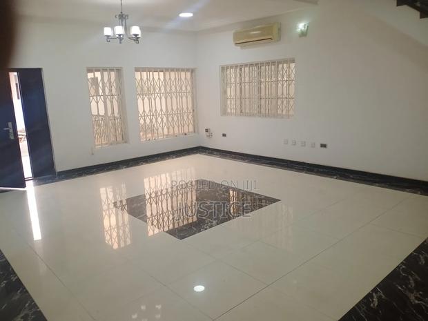 4bdrm Duplex in Cantonments, US Embassy Area for rent · Photo 3