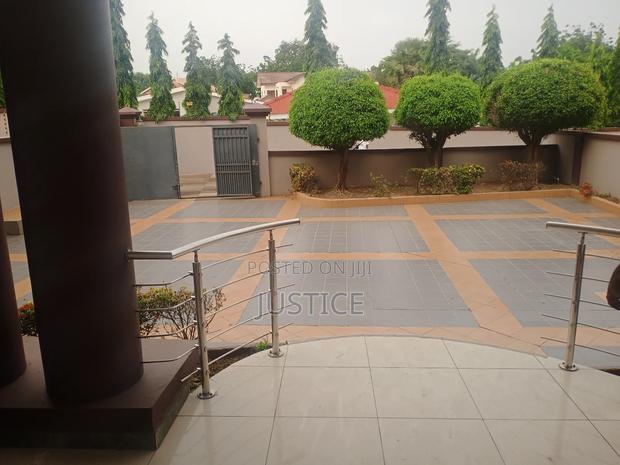 5bdrm Duplex in Cantonments, US Embassy Area for rent · Photo 3