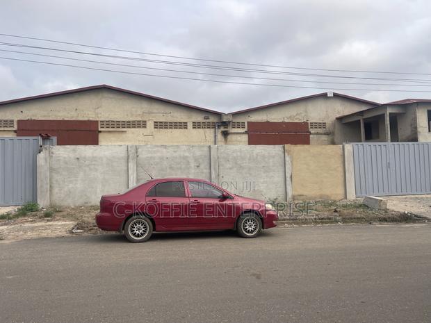 1750 SQM Warehouse on 1acer Land for Sale · Photo 3