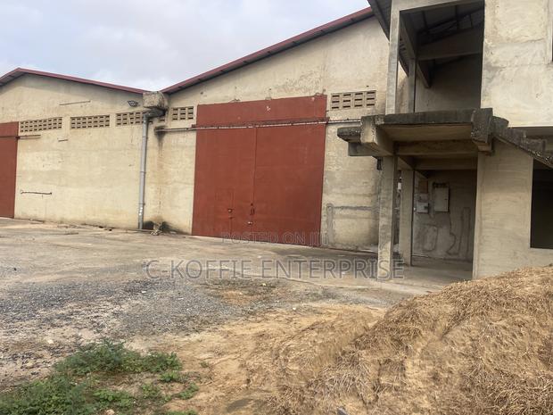 1750 SQM Warehouse on 1acer Land for Sale · Photo 2