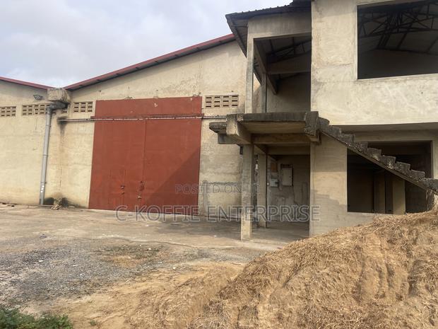 1750 SQM Warehouse on 1acer Land for Sale · Photo 4