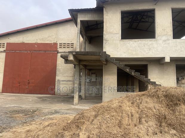 1750 SQM Warehouse on 1acer Land for Sale · Photo 1