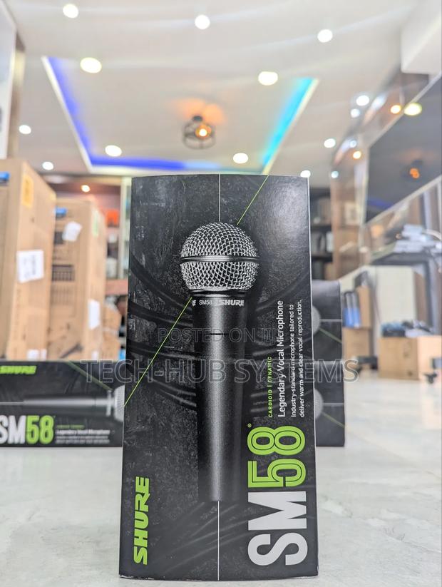 Shure Sm58 Pro XLR Dynamic Microphone · Photo 1