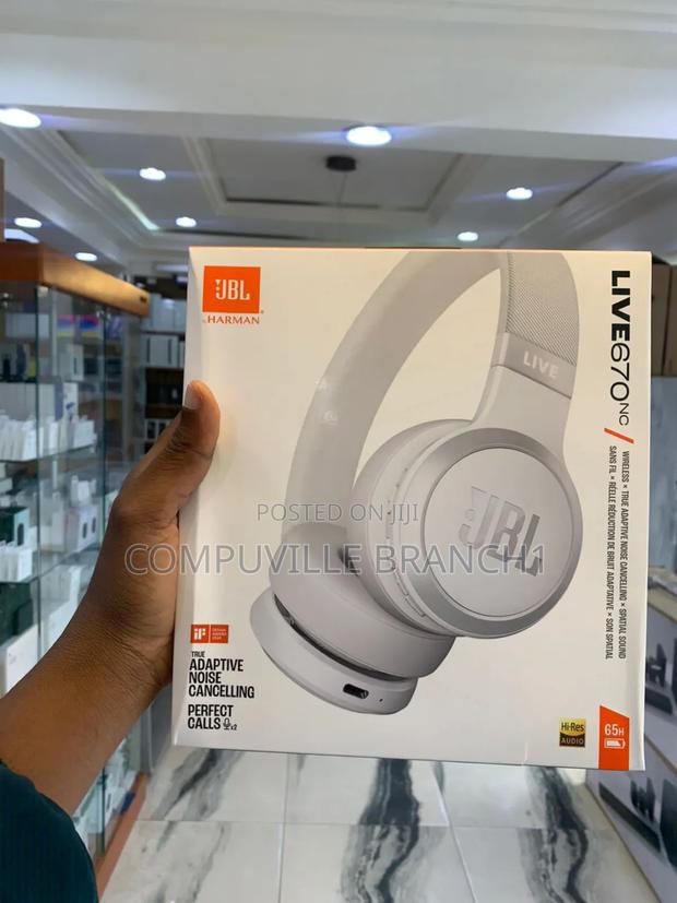 JBL Live 670 Nc · Photo 1