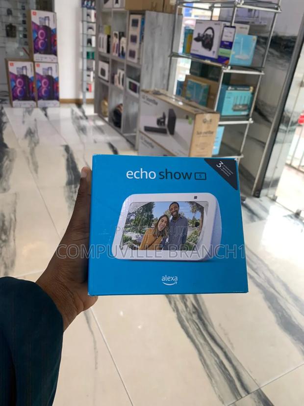Alexa Echo Show 5 ( 3rd Gen) · Photo 1