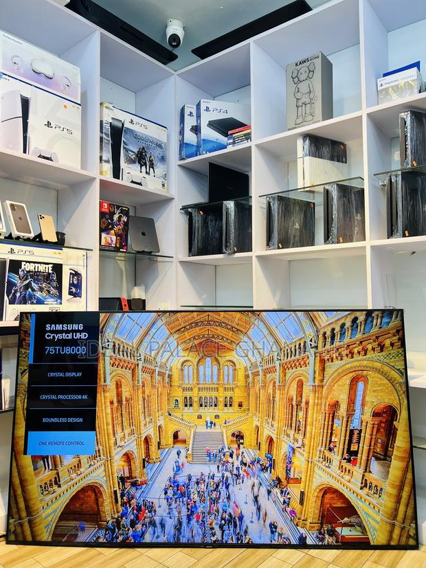 75 Inches Samsung Smart Tv · Photo 1
