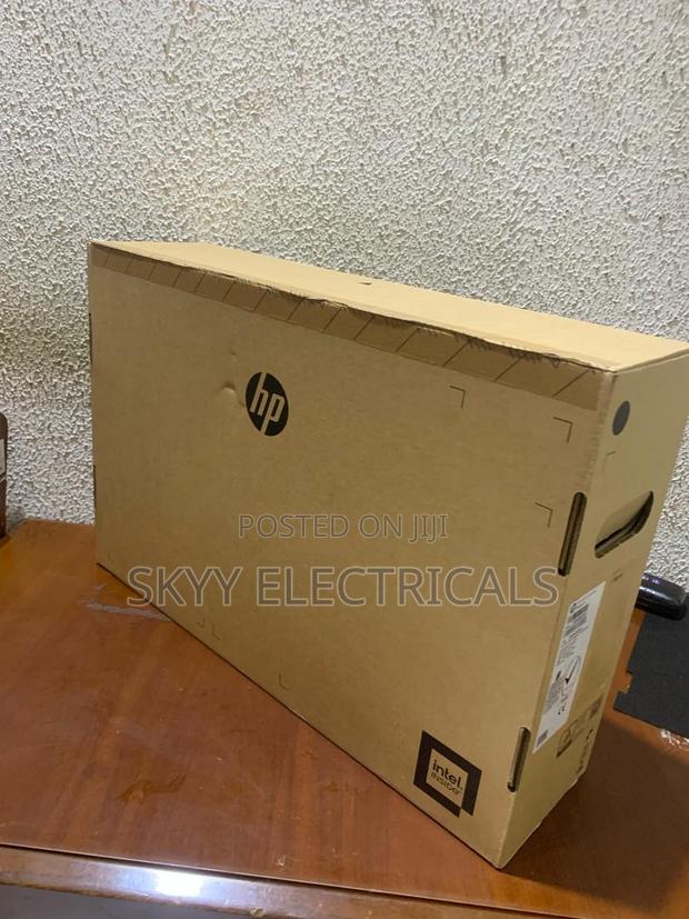 Hp 21.45” All in One Desktop Pc 22-Dg0013nh · Photo 1
