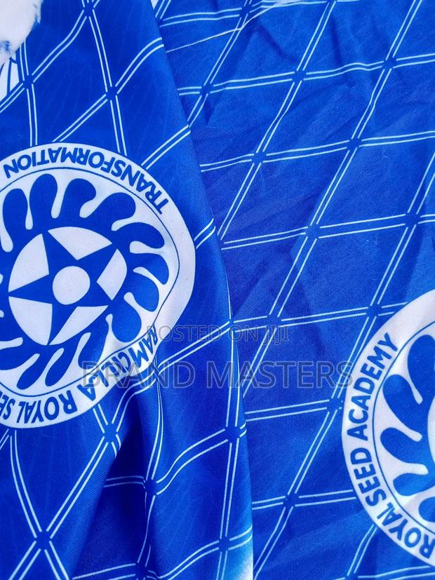 Cloth Design and Print · Photo 1