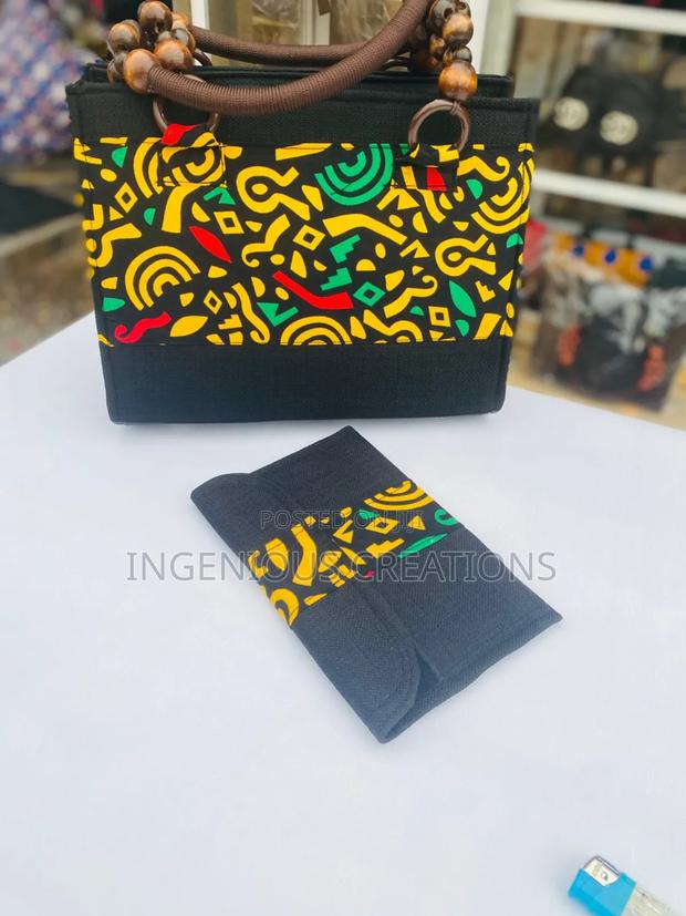 Unique Handbags · Photo 4