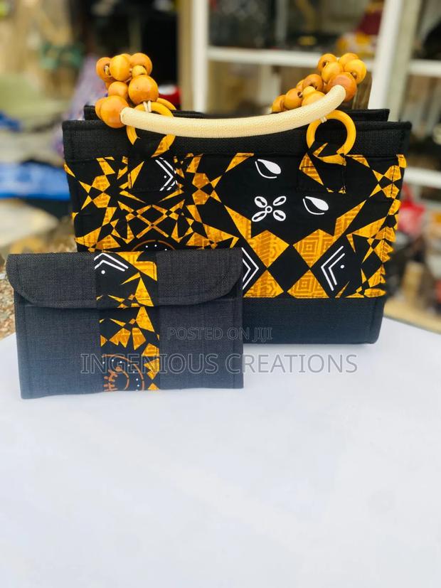 Unique Handbags · Photo 6