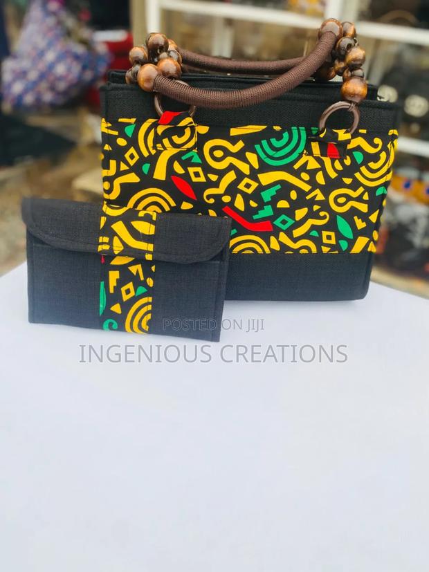 Unique Handbags · Photo 7