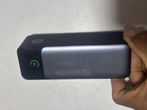 Anker 737 Usb-C 24,000 Mah Power Bank - Laptop · Photo 2