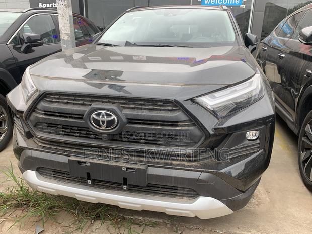 New Toyota RAV4 2024 Black · Photo 1