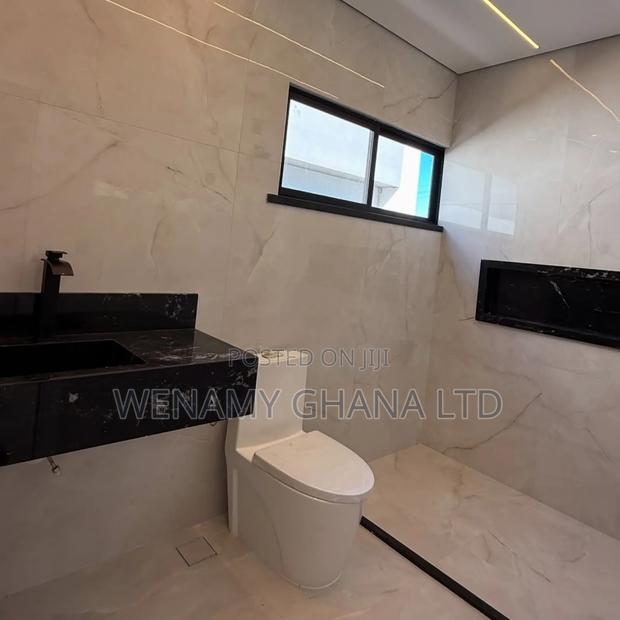 3bdrm House in Accra for sale · Photo 7