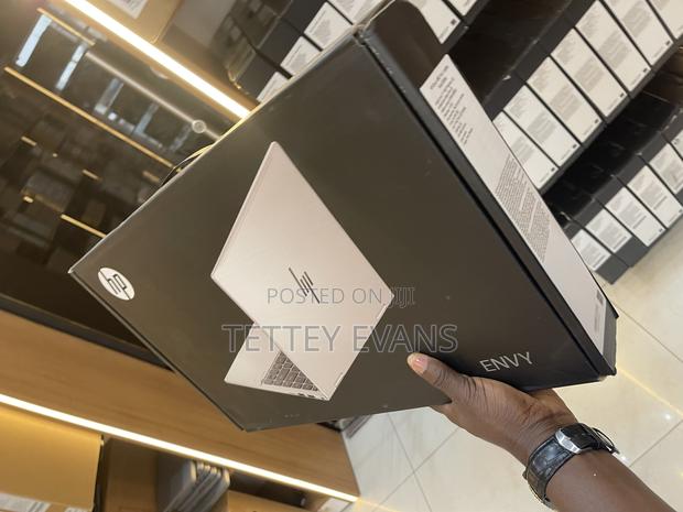 New Laptop HP Envy X360 16GB Intel Core Ultra 7 SSD 512GB · Photo 1