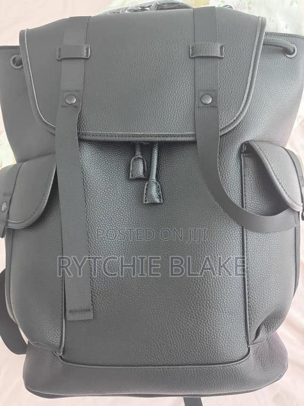 Zara Unisex Quality Backpack · Photo 3