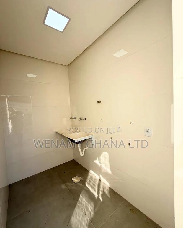 3bdrm House in Accra for sale · Photo 4