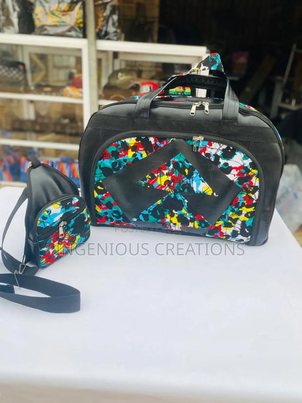 Travel Bag With Body Bag · Photo 1