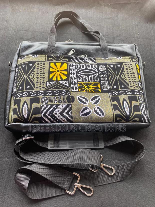 Laptop Bags · Photo 2