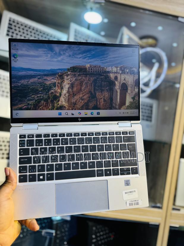 Laptop HP EliteBook x360 1030 G7 16GB Intel Core i5 SSD 256GB · Photo 6