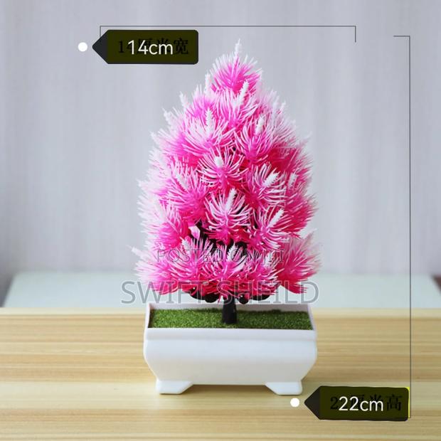 Artificial Flowers for Room Decor · Photo 1