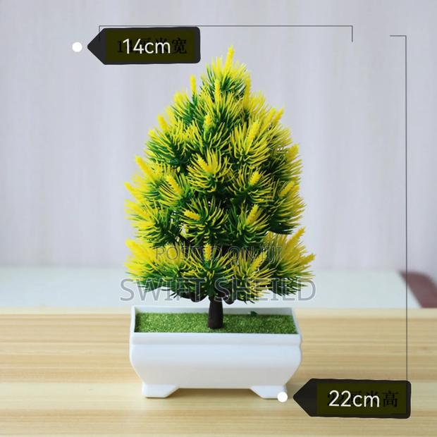 Artificial Flowers for Room Decor · Photo 4