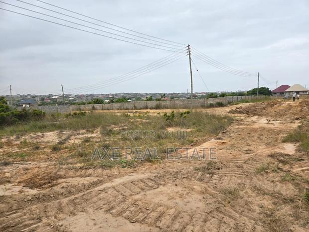 Secure Safe Plots/ Free Documents - Prampram Beach Lane · Photo 2