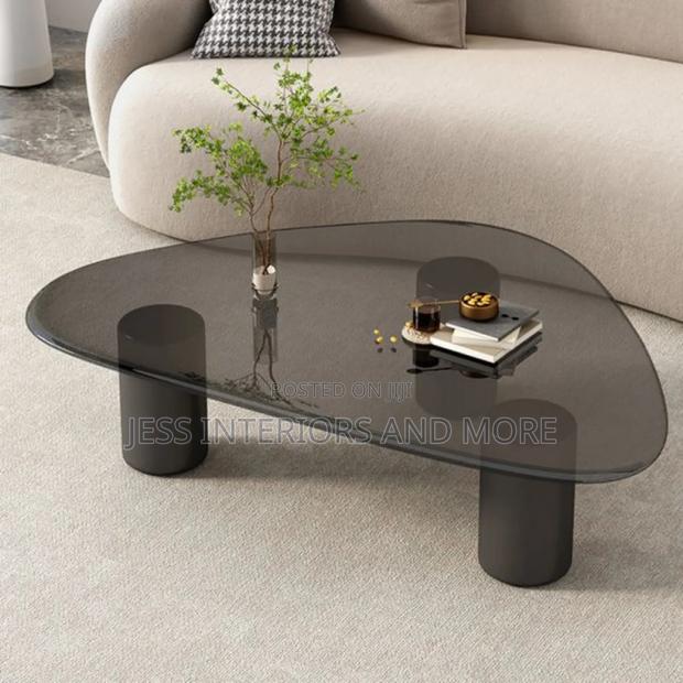 Center Table (Triangle Glass) · Photo 1