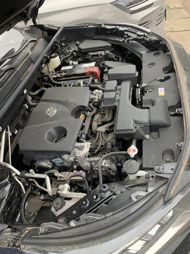 New Toyota RAV4 2024 Black · Photo 6