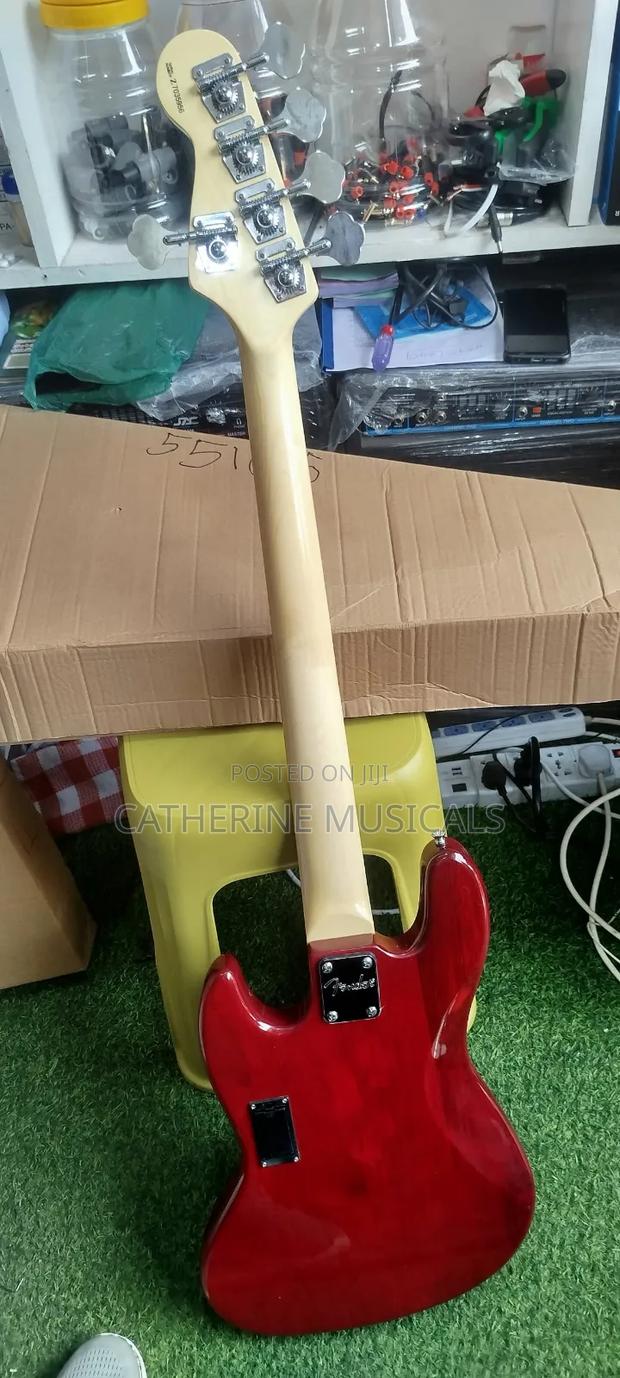 Fender Jazz Active Bass Guitar · Photo 3