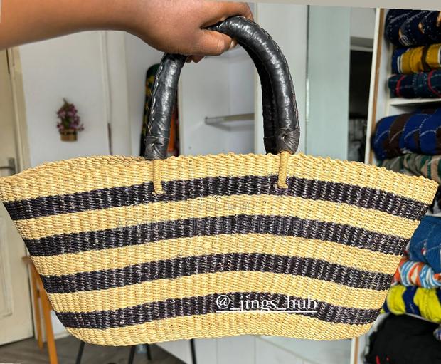 Nude Bolga Handwoven Bag · Photo 2