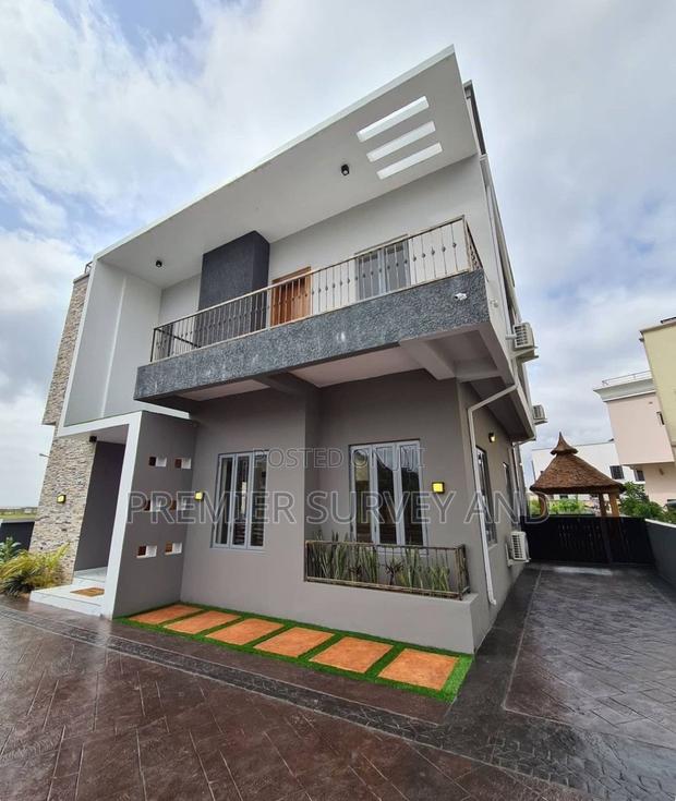 We Construct Domestic Commercial Building · Photo 3